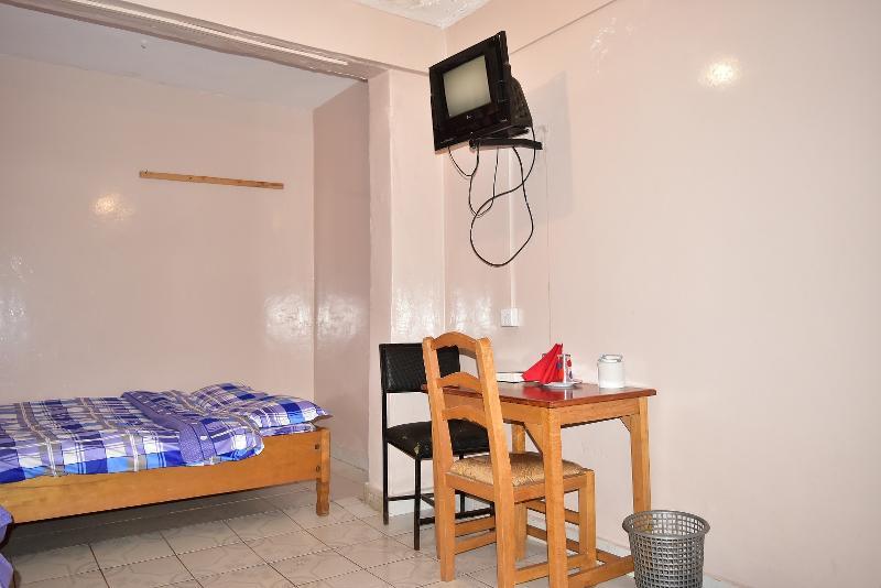 Tickles Hotel Ньери Экстерьер фото